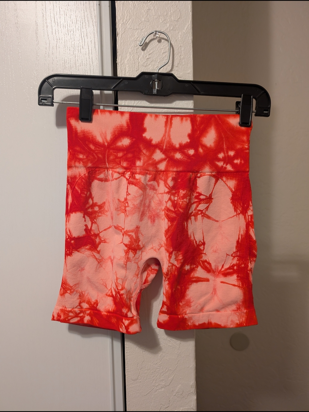 Red Tie-Dye High-Waist Bike Shorts